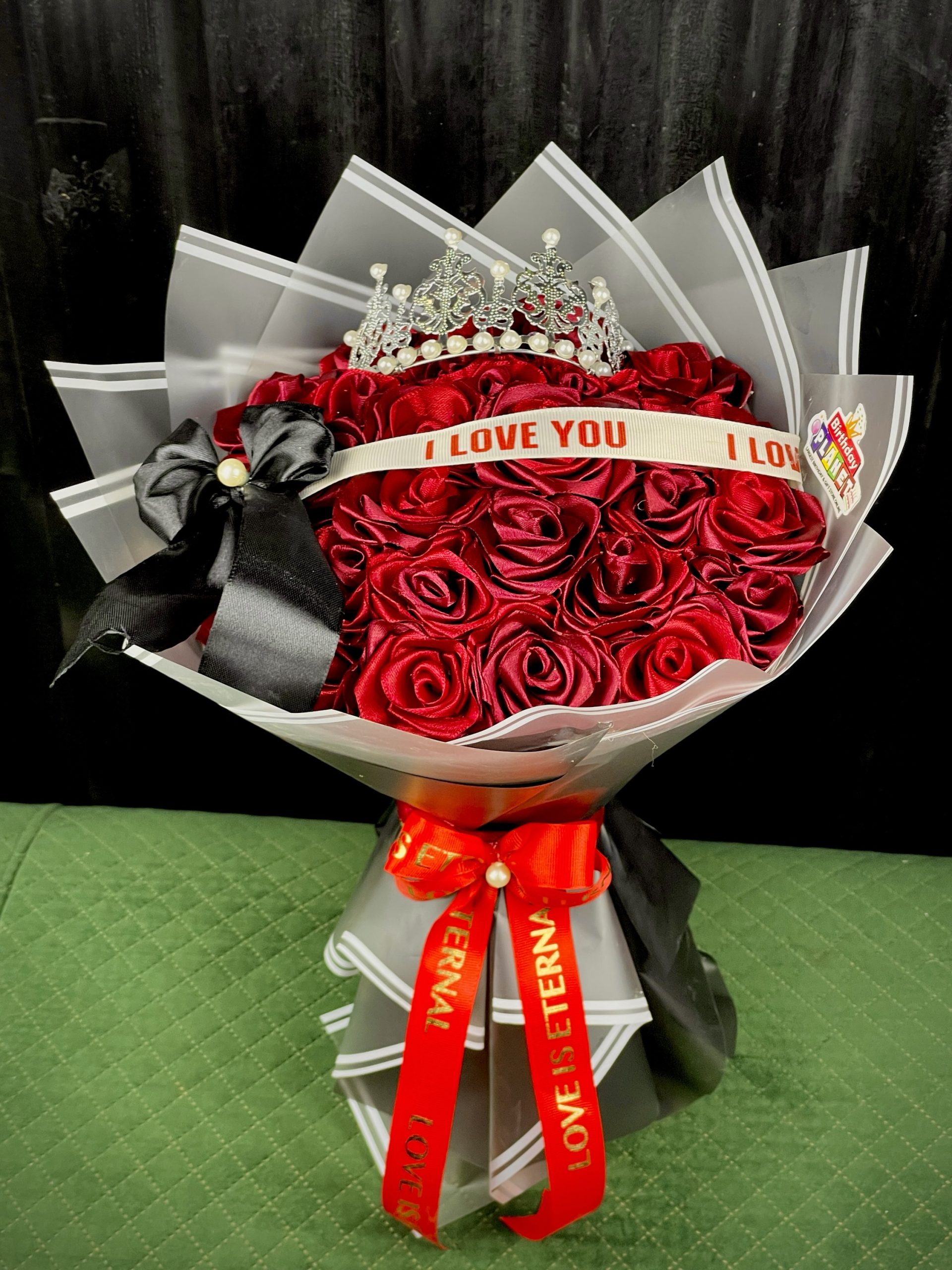 img_5777 Crown Bouquet with Eternal Roses - Image 1
