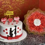 Love cake and eternal bouquet combo
